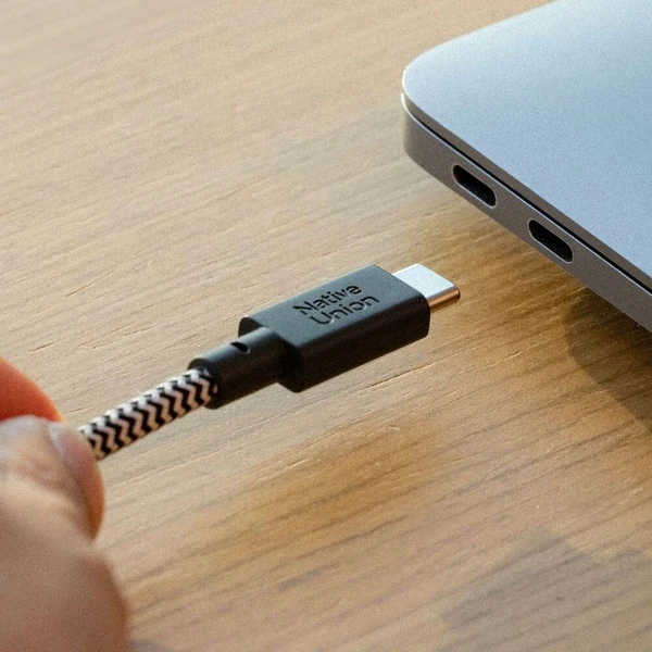 Native Union Belt Cable XL USB-C/USB-C kabel 3m, 100W zebra - Kabely a redukce - Obrázek d_5b11927fba1f435882a299c79ffc4504