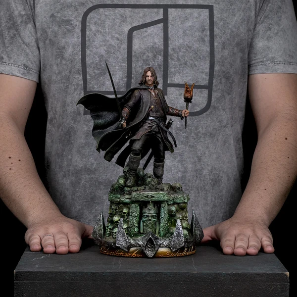 Soška Iron Studios The Lord of the Rings: Aragorn Unleashed Art Scale 1/10 - Sochy a sošky - Obrázek d_5d83d2f43b85432da44fbe29752f49fb