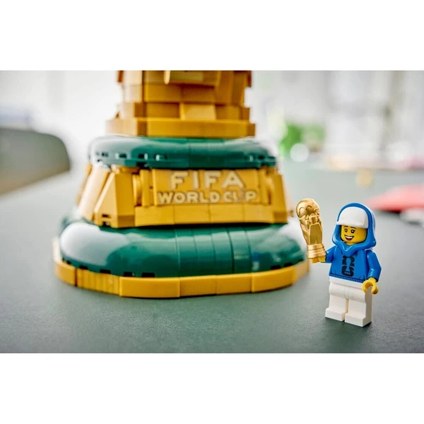 LEGO Editions Sports 43020 Oficiální trofej Mistrovství světa ve fotbale - LEGO - Obrázek d_769c43f160b54582a554397a33a312d0