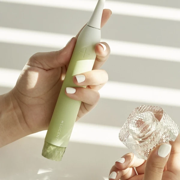 Be Lucent Prism Sonic Electric Toothbrush sonický zubní kartáček mentolový - Zubní kartáčky - Obrázek d_885bc54b53e04050b8cdf421d611e546