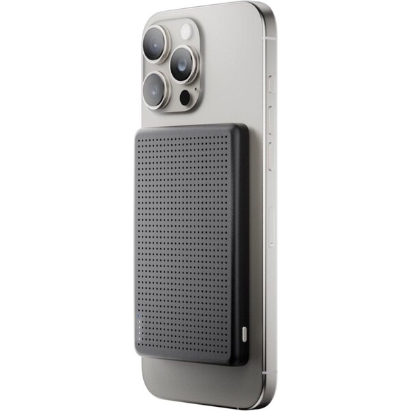 Native Union Active MagSafe powerbanka 5000mAh černá
