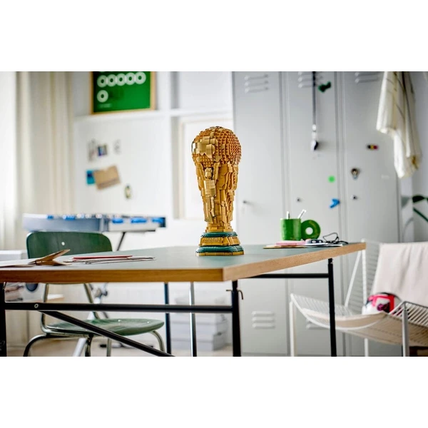 LEGO Editions Sports 43020 Oficiální trofej Mistrovství světa ve fotbale - LEGO - Obrázek d_c3054991a3e74fa2bc636146baee207a