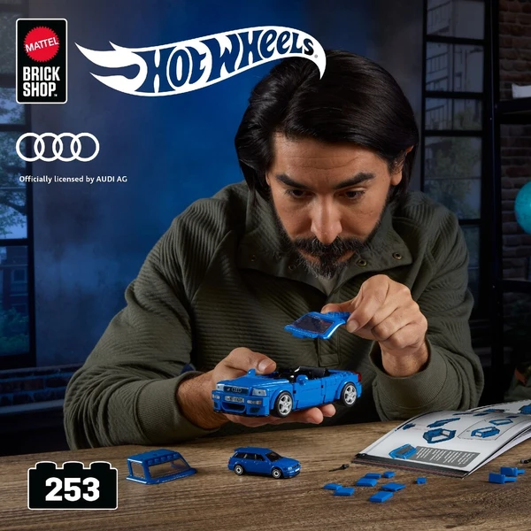 Mattel Brick Shop sestavitelný model Hot Wheels - 94 Audi Avant RS2 (Speed Series) - Stavebnice - Obrázek d_e31a665bcb2b4b249d9535cb9c3238da