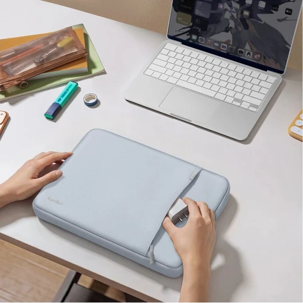 tomtoc Defender A13 sleeve pouzdro 13" MacBook Neo světle modré - Pouzdra - Obrázek d_f47a58dcfb4f4208a2a3836d8df31297