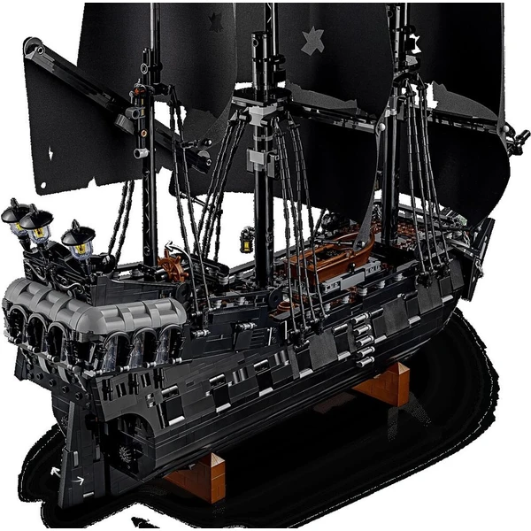 LEGO Icons 10365 Pirátská loď kapitána Jacka Sparrowa - LEGO - Obrázek d_fbcebe9edfa84c15b7a9ca242df8c203