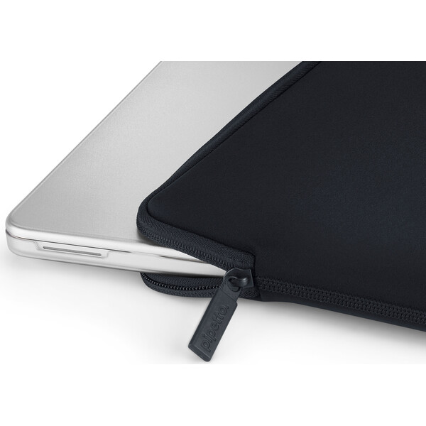Pipetto Classic Fit Sleeve pouzdro pro MacBook Neo 13 černé - Pouzdra - Obrázek e3fe3d61ae98402c87e8857ba298175e