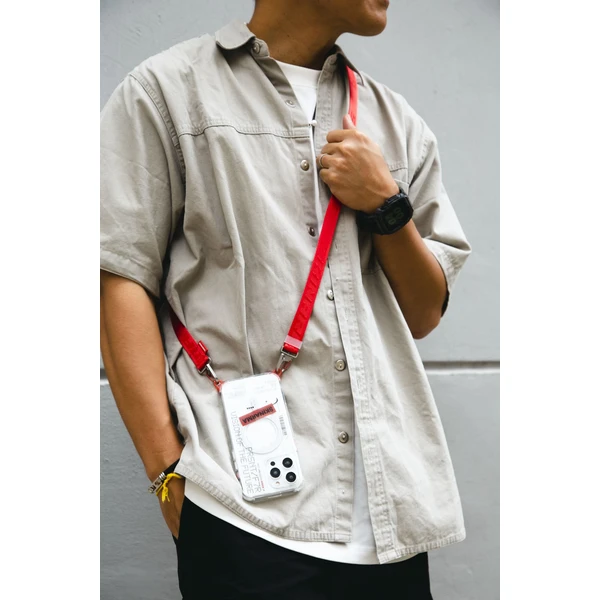 SKINARMA Scout Universal Lanyard popruh červený - Popruhy a crossbody - Obrázek e74e16b1aac74b7ca6f01647d5a23136