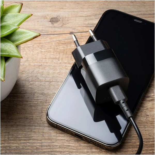 FIXED Mini nabíječka s USB-C výstupem a podporou PD 25W černá - Nabíječky - Obrázek ea27eb884703481f91c0ac08c48c5c09