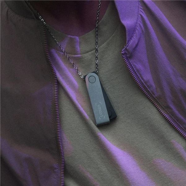 Ledger Nano X krypto peněženka (iOS/Android/Windows/MacOS/Linux) retro gaming - Krypto peněženky - Obrázek f886c41f505a4232886ca22b4d99dc72