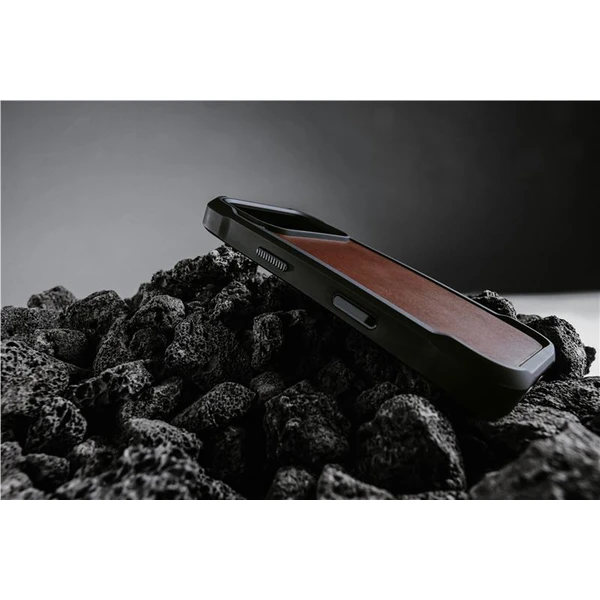Nomad Rugged Leather Case (Horween) MagSafe kožený kryt iPhone 17 Pro Rustic Brown - Pouzdra - Obrázek fecb6b9cdda4434ab75b9fcaf668a30b